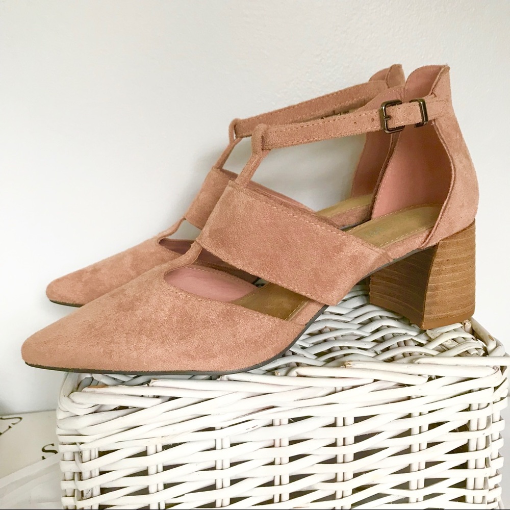 Blush Pink Suede pointed toe Chunky heels